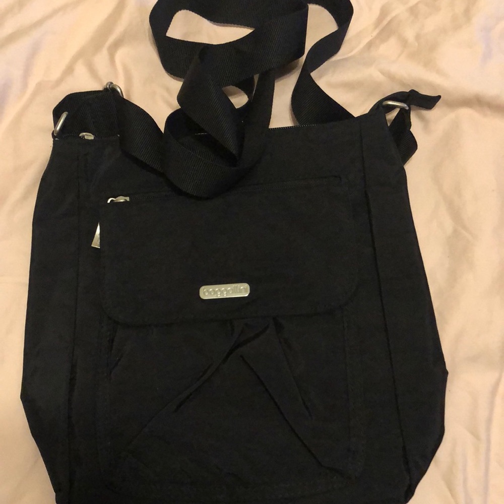 Four Baggalini Handgags Bundle